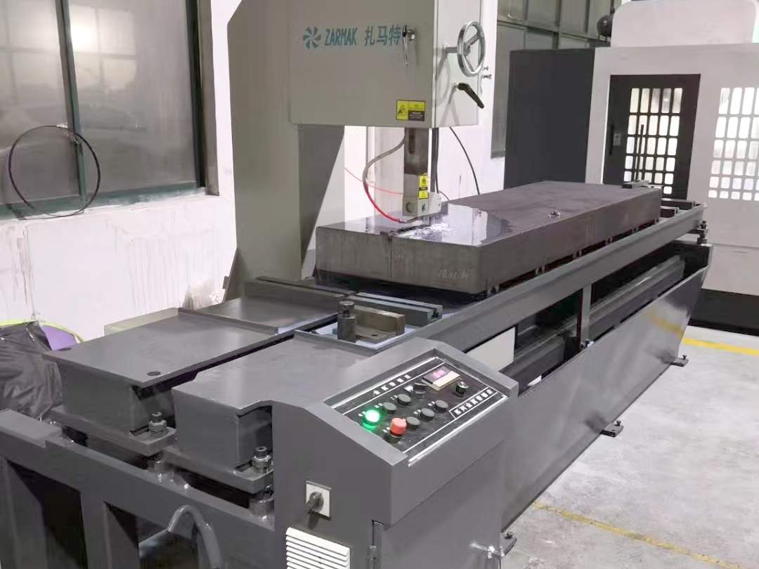 立式锯床Z-VB4550-20(图1)