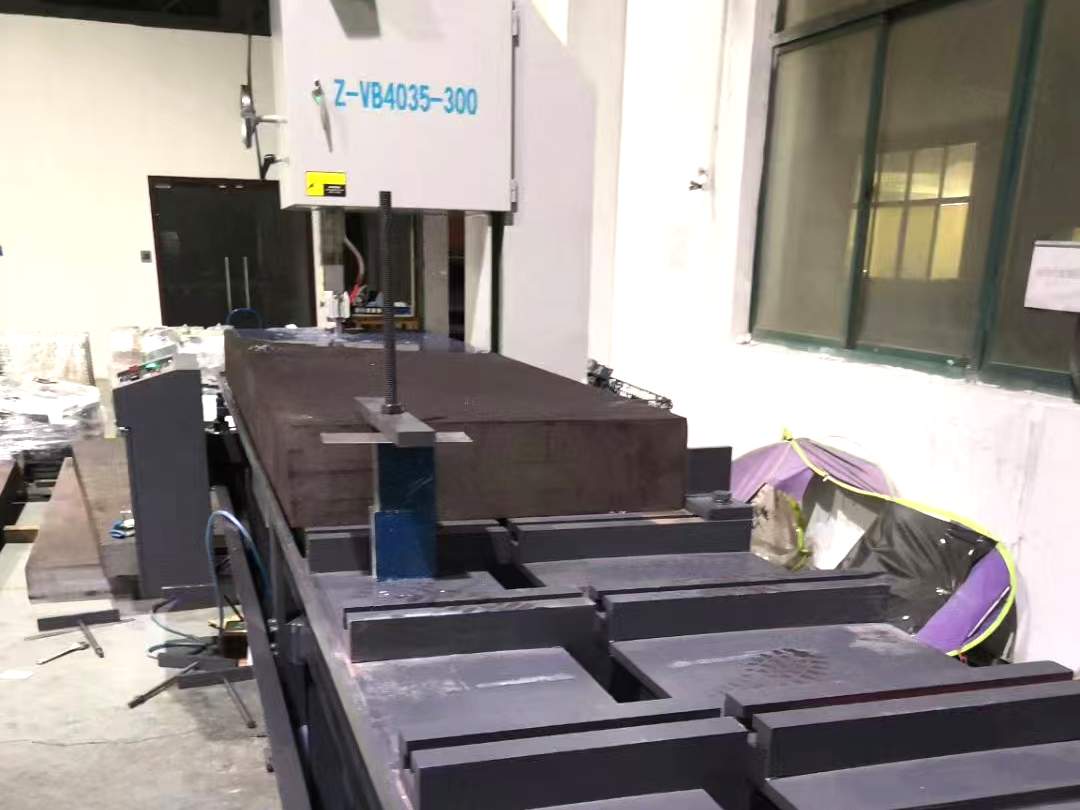 立式锯床VB4030-30(图1)