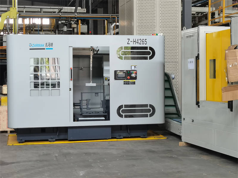 浇冒口封闭式带锯床(图1)